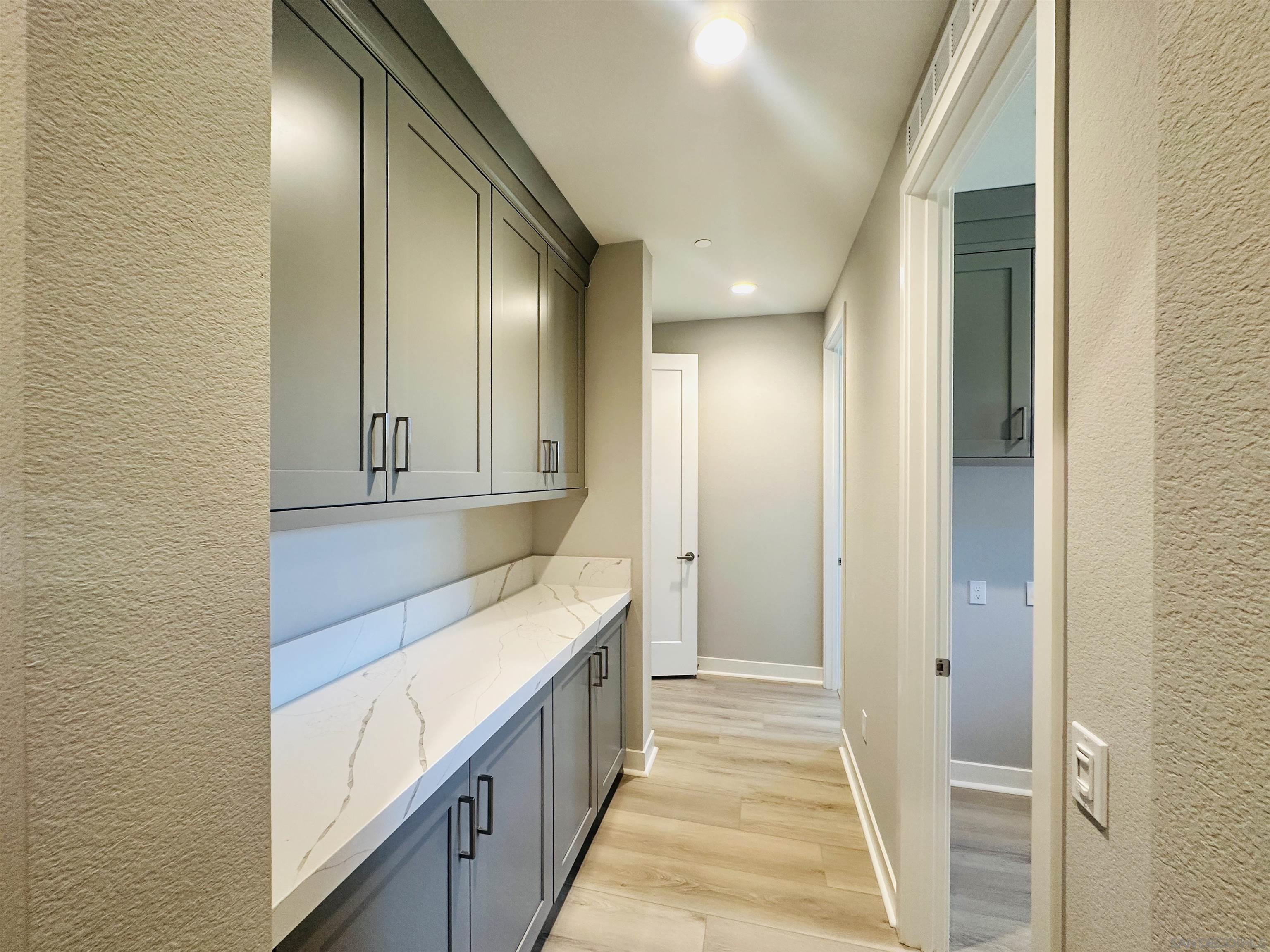 Detail Gallery Image 7 of 18 For 13765  Holly Oak Way, Poway,  CA 92064 - 4 Beds | 3/1 Baths