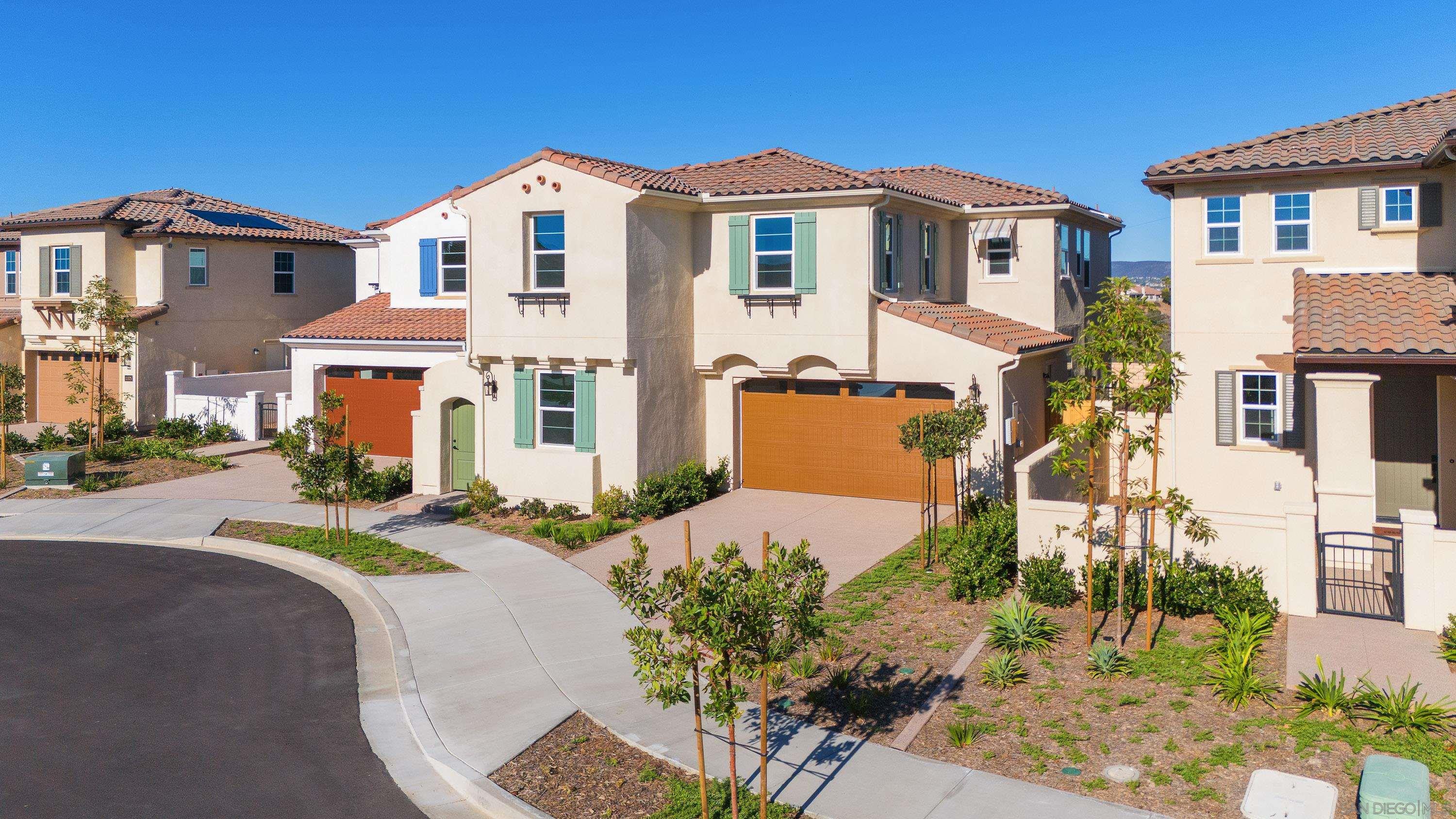 Detail Gallery Image 2 of 12 For 11311  Caminito Rodar, San Diego,  CA 92126 - 4 Beds | 3/1 Baths