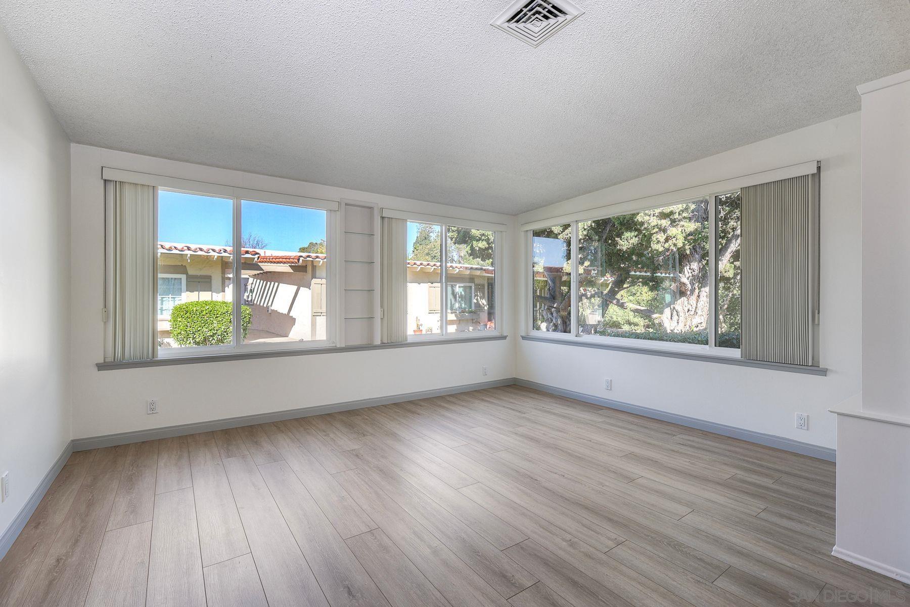 Detail Gallery Image 14 of 23 For 16645  Bernardo Oaks Drive, San Diego,  CA 92128 - 2 Beds | 2 Baths