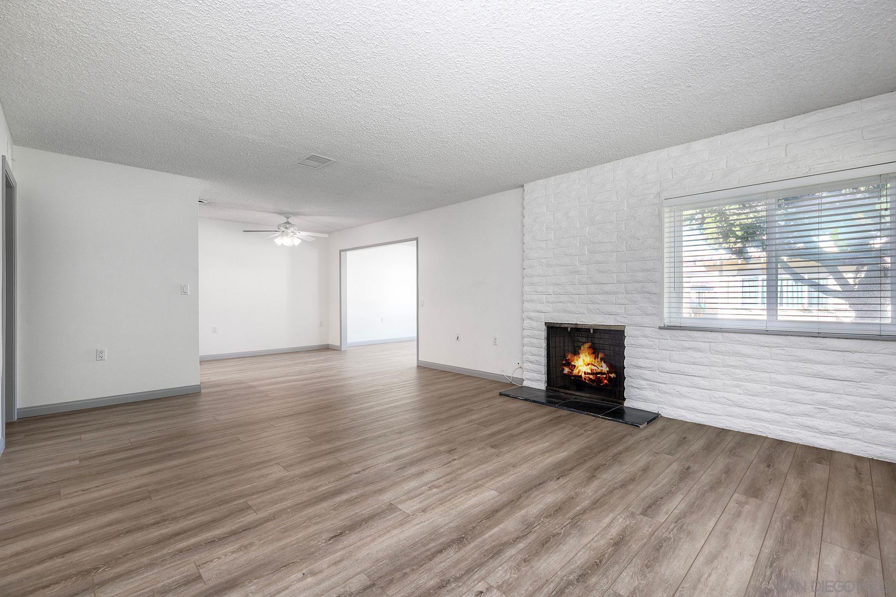 Detail Gallery Image 5 of 23 For 16645  Bernardo Oaks Drive, San Diego,  CA 92128 - 2 Beds | 2 Baths