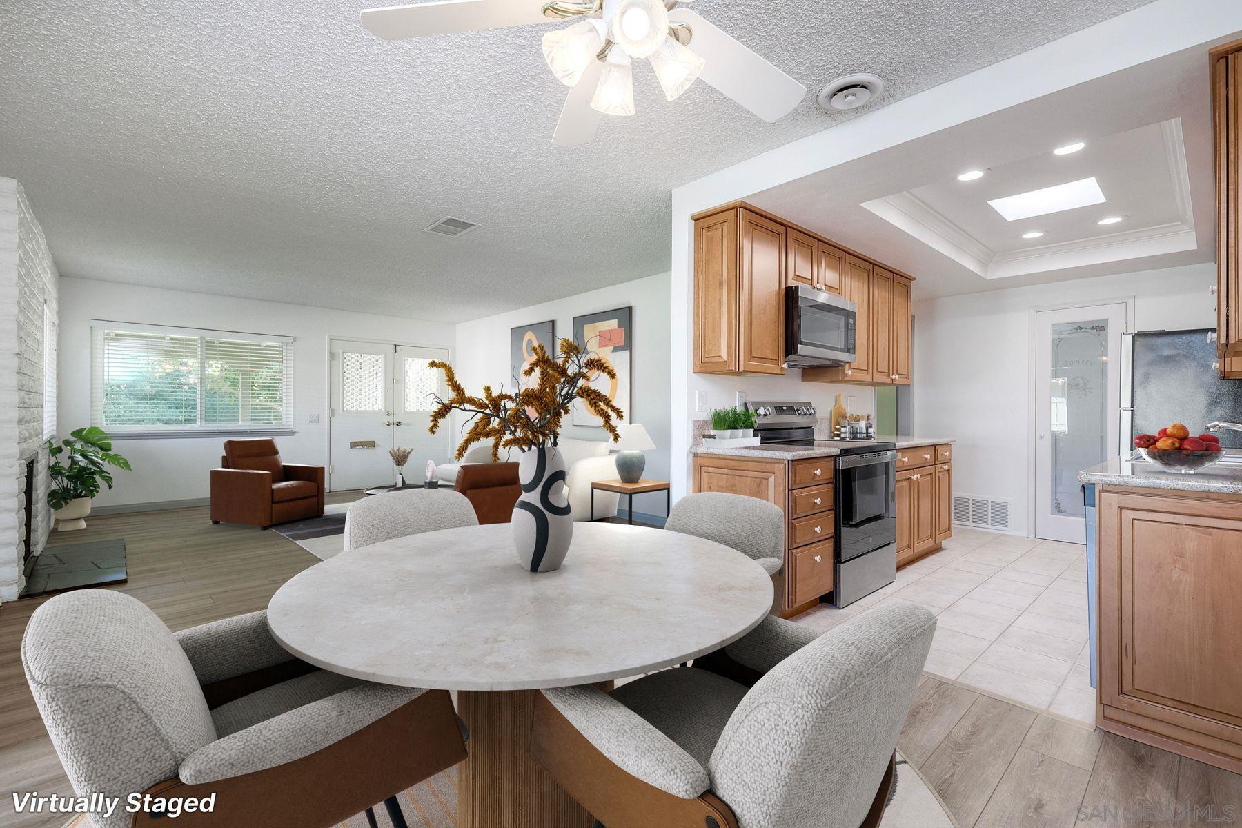 Detail Gallery Image 8 of 23 For 16645  Bernardo Oaks Drive, San Diego,  CA 92128 - 2 Beds | 2 Baths