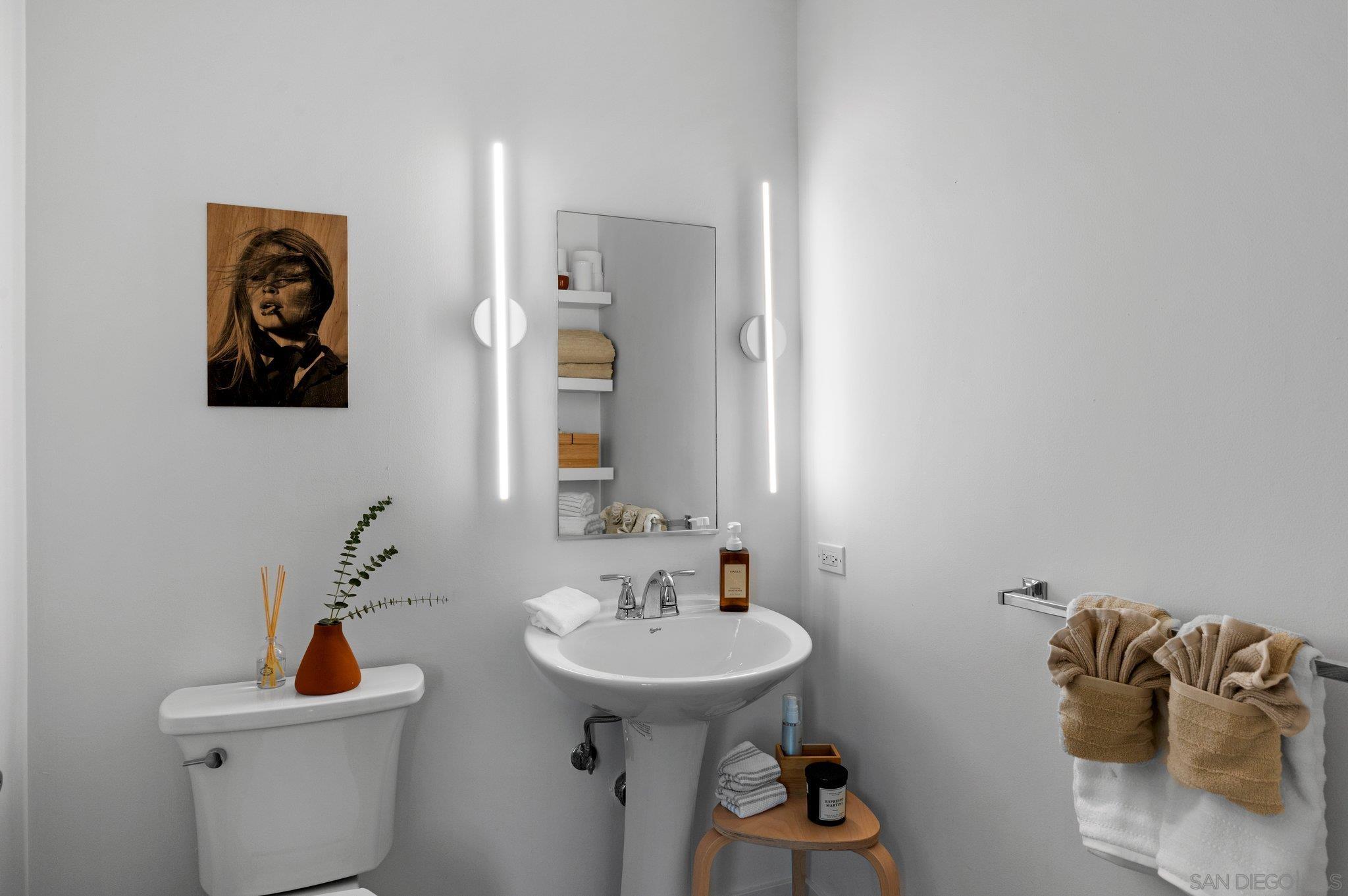 Detail Gallery Image 18 of 31 For 801  Ash St  #405,  San Diego,  CA 92101 - 1 Beds | 1/1 Baths