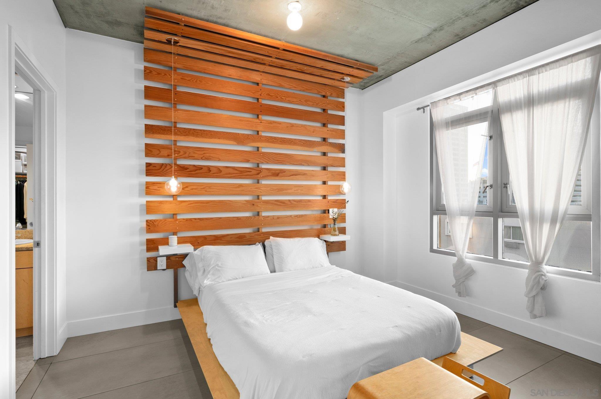 Detail Gallery Image 25 of 31 For 801  Ash St  #405,  San Diego,  CA 92101 - 1 Beds | 1/1 Baths