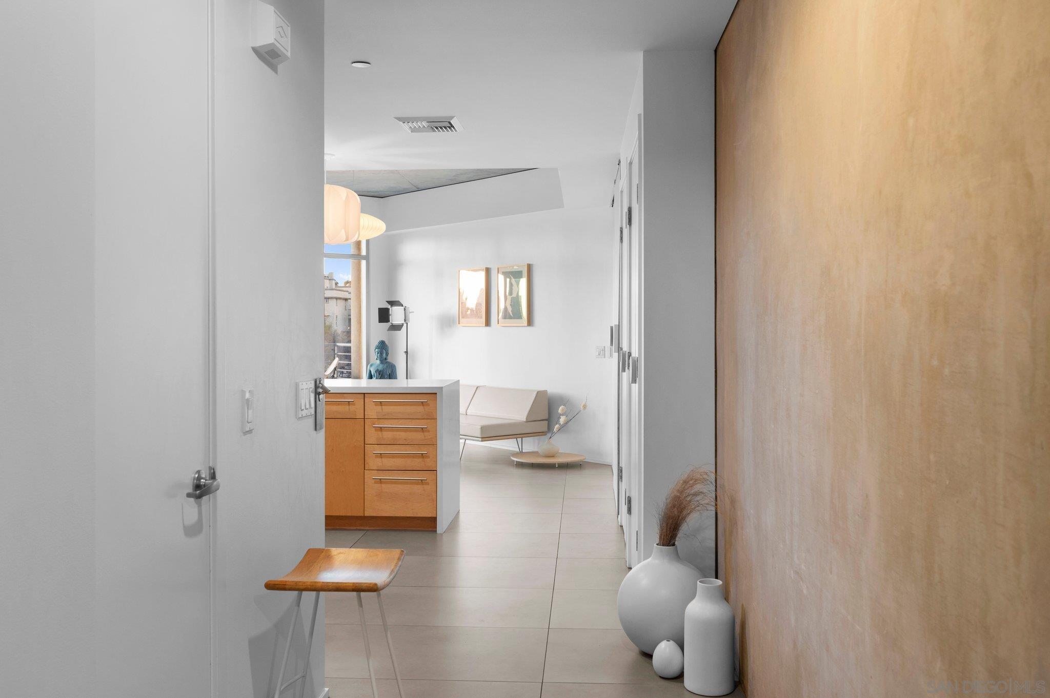 Detail Gallery Image 5 of 31 For 801  Ash St  #405,  San Diego,  CA 92101 - 1 Beds | 1/1 Baths