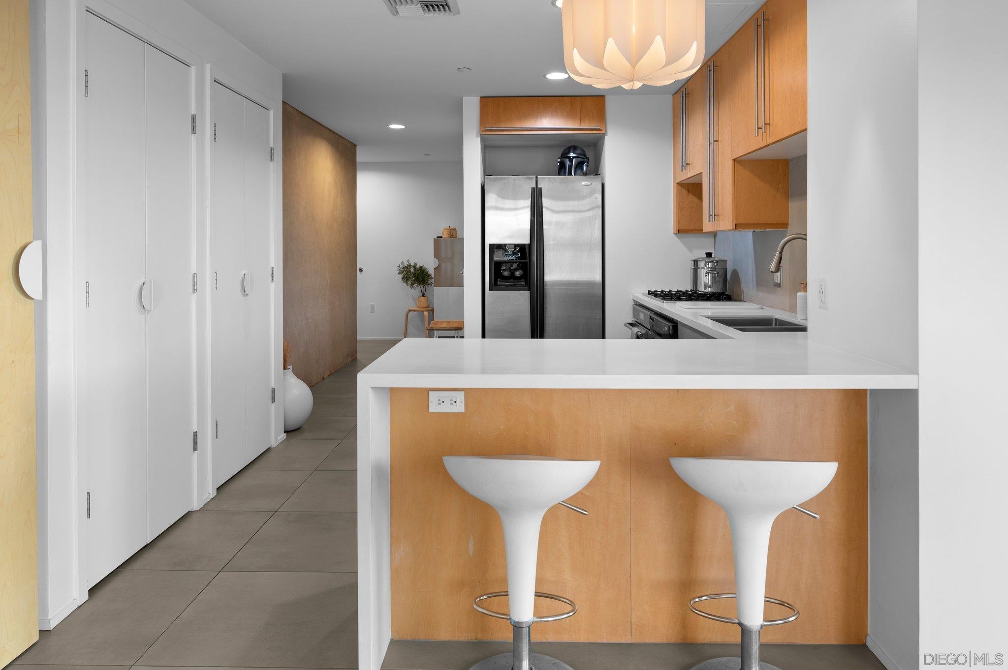 Detail Gallery Image 8 of 31 For 801  Ash St  #405,  San Diego,  CA 92101 - 1 Beds | 1/1 Baths