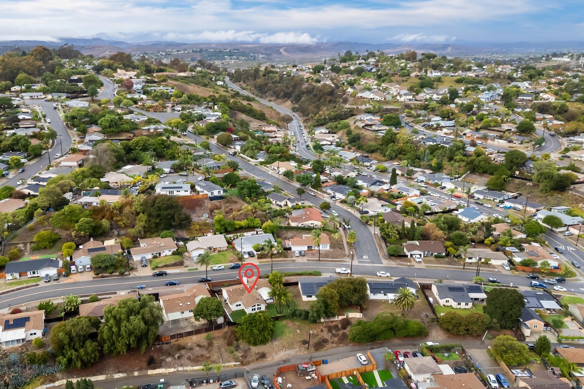 Detail Gallery Image 40 of 43 For 2713  Lancelot Dr, Oceanside,  CA 92054 - 3 Beds | 1/1 Baths