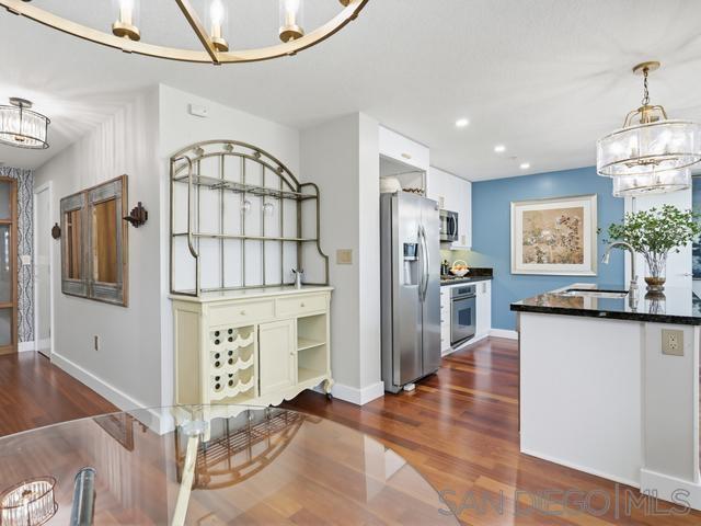 Detail Gallery Image 12 of 46 For 1199  Pacific Hwy  1303, San Diego,  CA 92101 - 1 Beds | 1/1 Baths