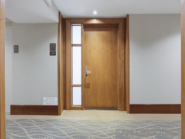 Detail Gallery Image 3 of 46 For 1199  Pacific Hwy  1303, San Diego,  CA 92101 - 1 Beds | 1/1 Baths