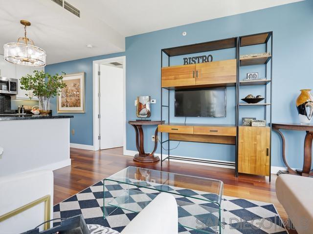 Detail Gallery Image 22 of 46 For 1199  Pacific Hwy  1303, San Diego,  CA 92101 - 1 Beds | 1/1 Baths