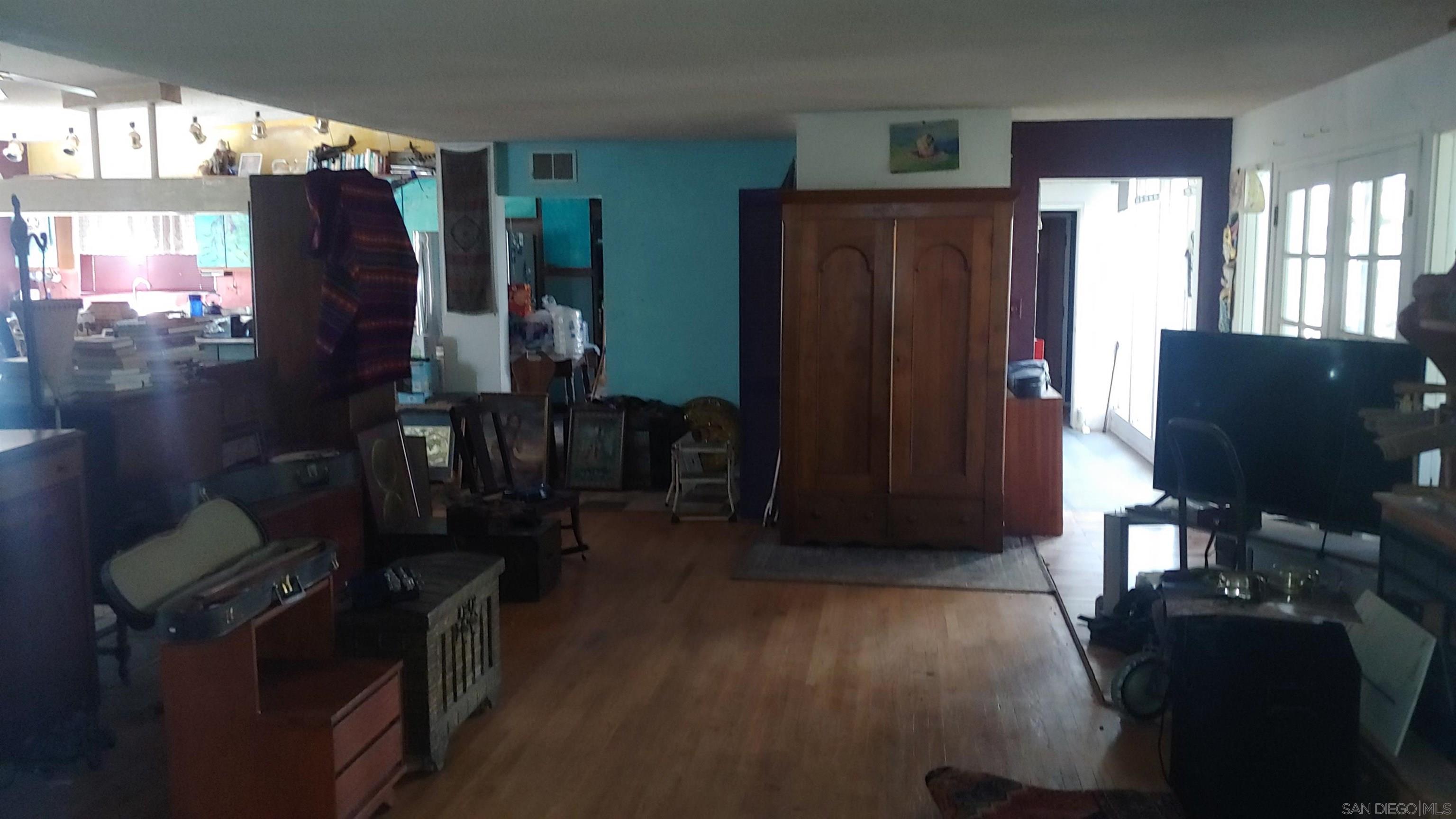 Detail Gallery Image 16 of 30 For 10843  Queen Ave, La Mesa,  CA 91941 - 3 Beds | 2 Baths