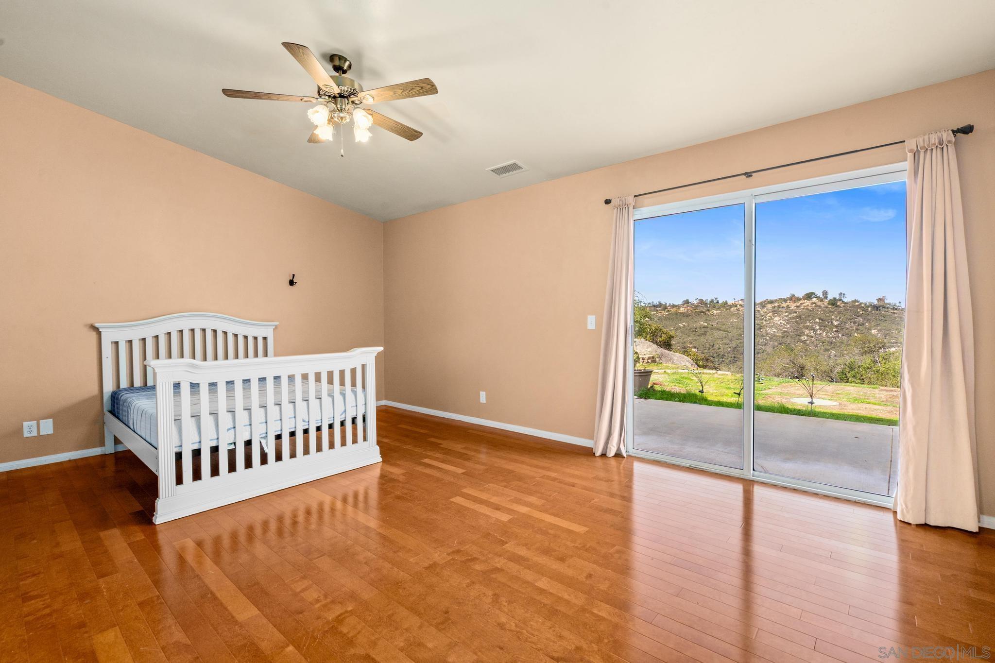 Detail Gallery Image 14 of 33 For 28703  Jenny Jay Court, Valley Center,  CA 92082 - 4 Beds | 3 Baths