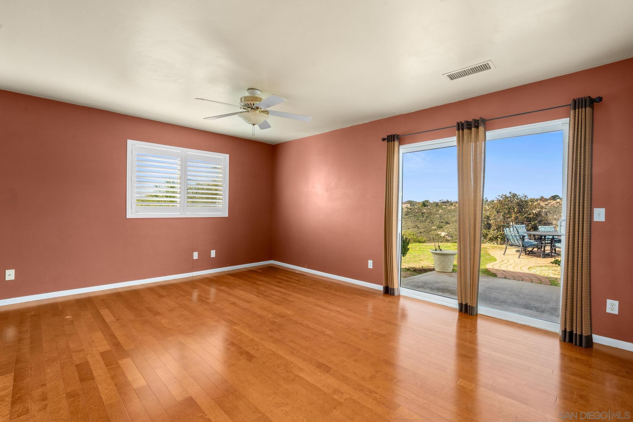 Detail Gallery Image 18 of 33 For 28703  Jenny Jay Court, Valley Center,  CA 92082 - 4 Beds | 3 Baths