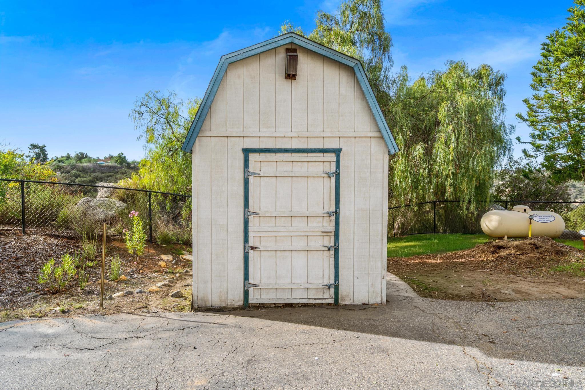 Detail Gallery Image 26 of 33 For 28703  Jenny Jay Court, Valley Center,  CA 92082 - 4 Beds | 3 Baths