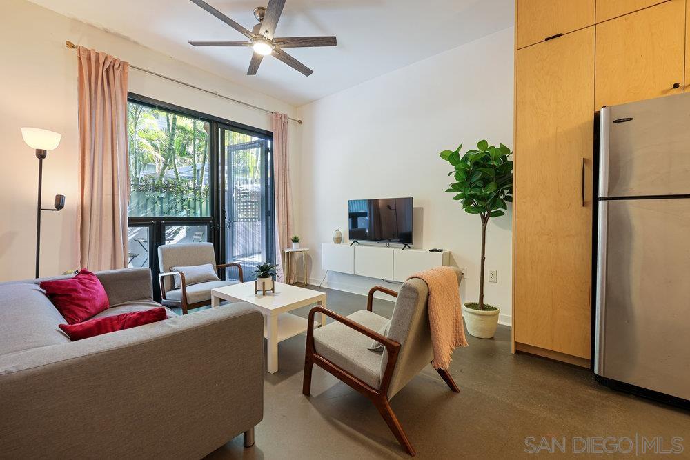 Detail Gallery Image 6 of 30 For 889  Date St.  #103,  San Diego,  CA 92101 - 1 Beds | 1 Baths