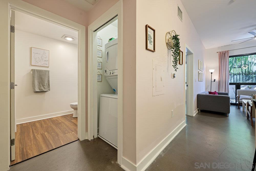 Detail Gallery Image 8 of 30 For 889  Date St.  #103,  San Diego,  CA 92101 - 1 Beds | 1 Baths