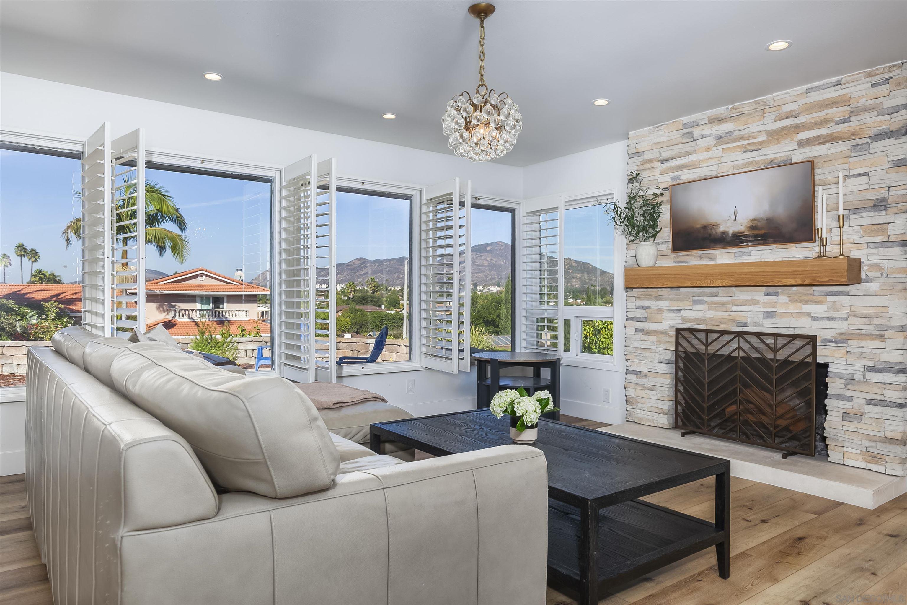 Detail Gallery Image 17 of 74 For 6641  Murray Park Dr, San Diego,  CA 92120 - 5 Beds | 2/1 Baths