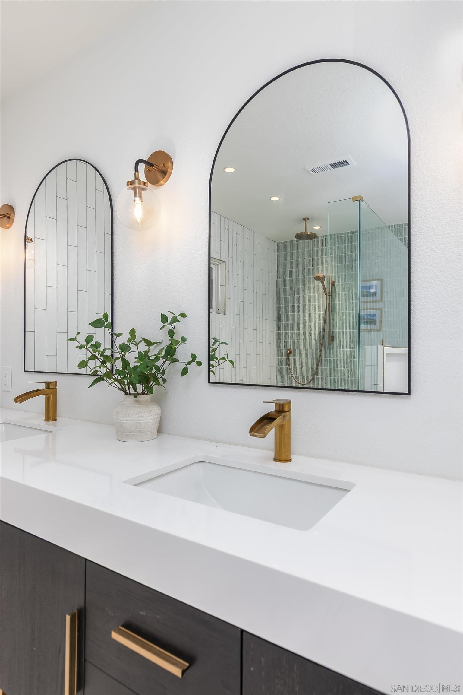 Detail Gallery Image 40 of 74 For 6641  Murray Park Dr, San Diego,  CA 92120 - 5 Beds | 2/1 Baths