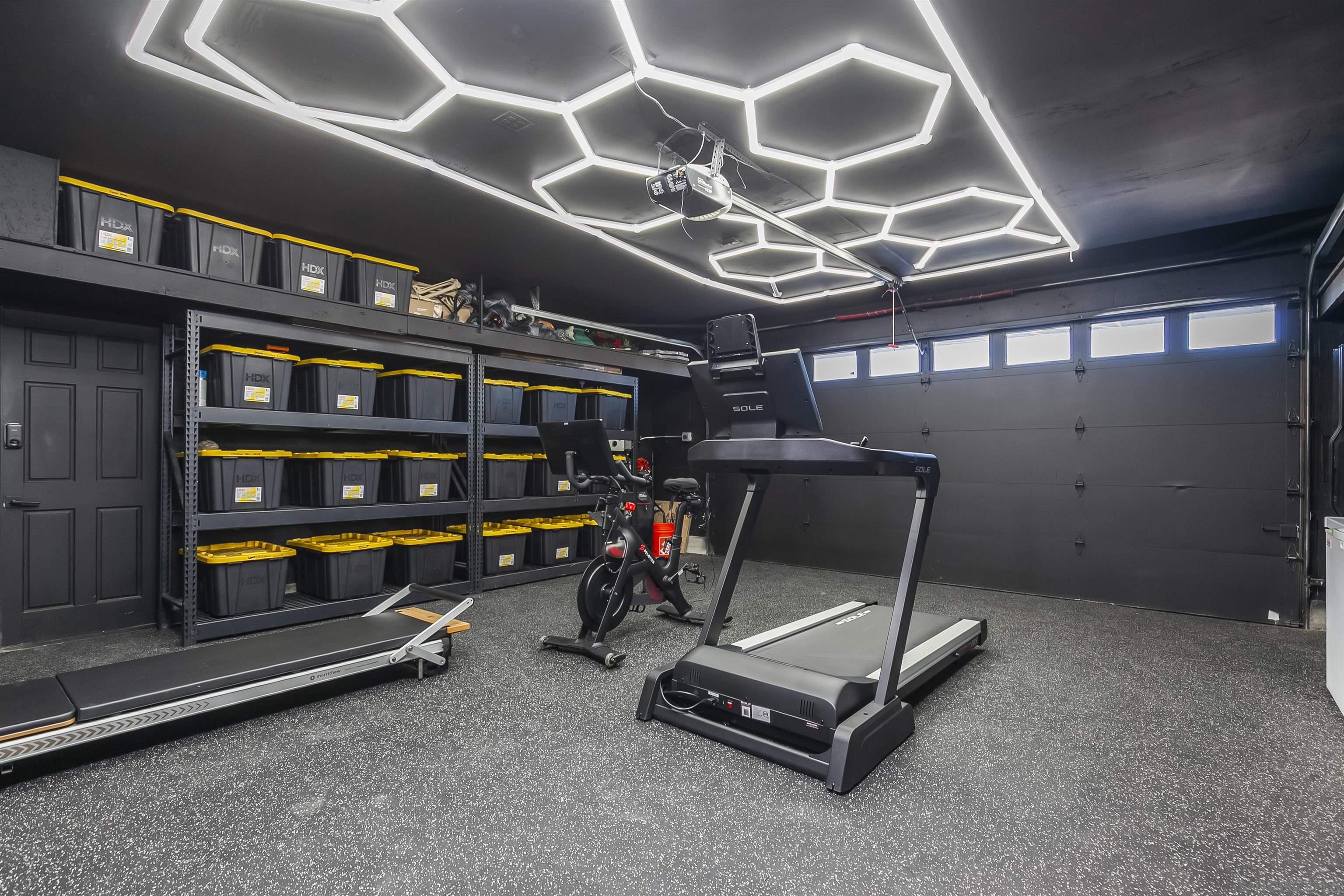 Detail Gallery Image 55 of 74 For 6641  Murray Park Dr, San Diego,  CA 92120 - 5 Beds | 2/1 Baths