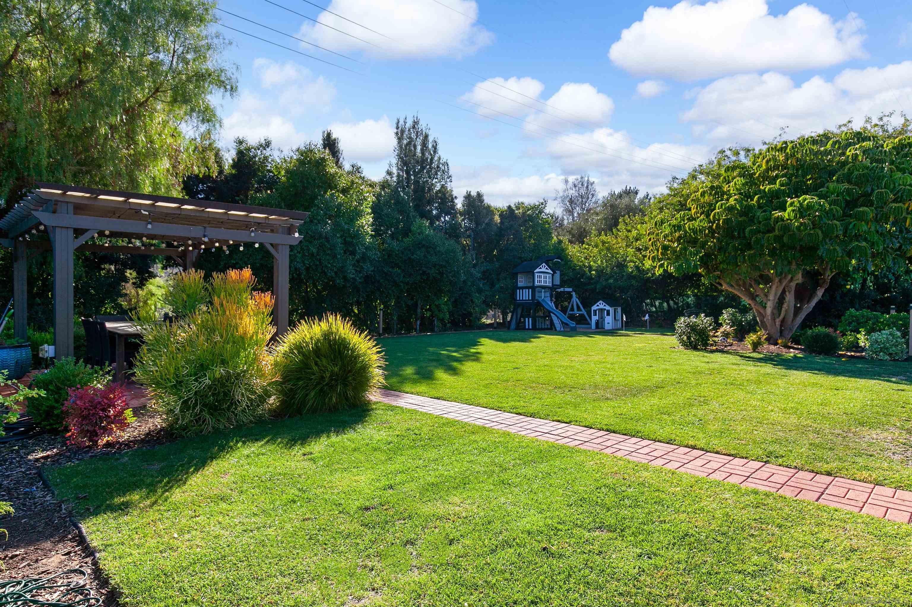 Detail Gallery Image 63 of 74 For 6641  Murray Park Dr, San Diego,  CA 92120 - 5 Beds | 2/1 Baths