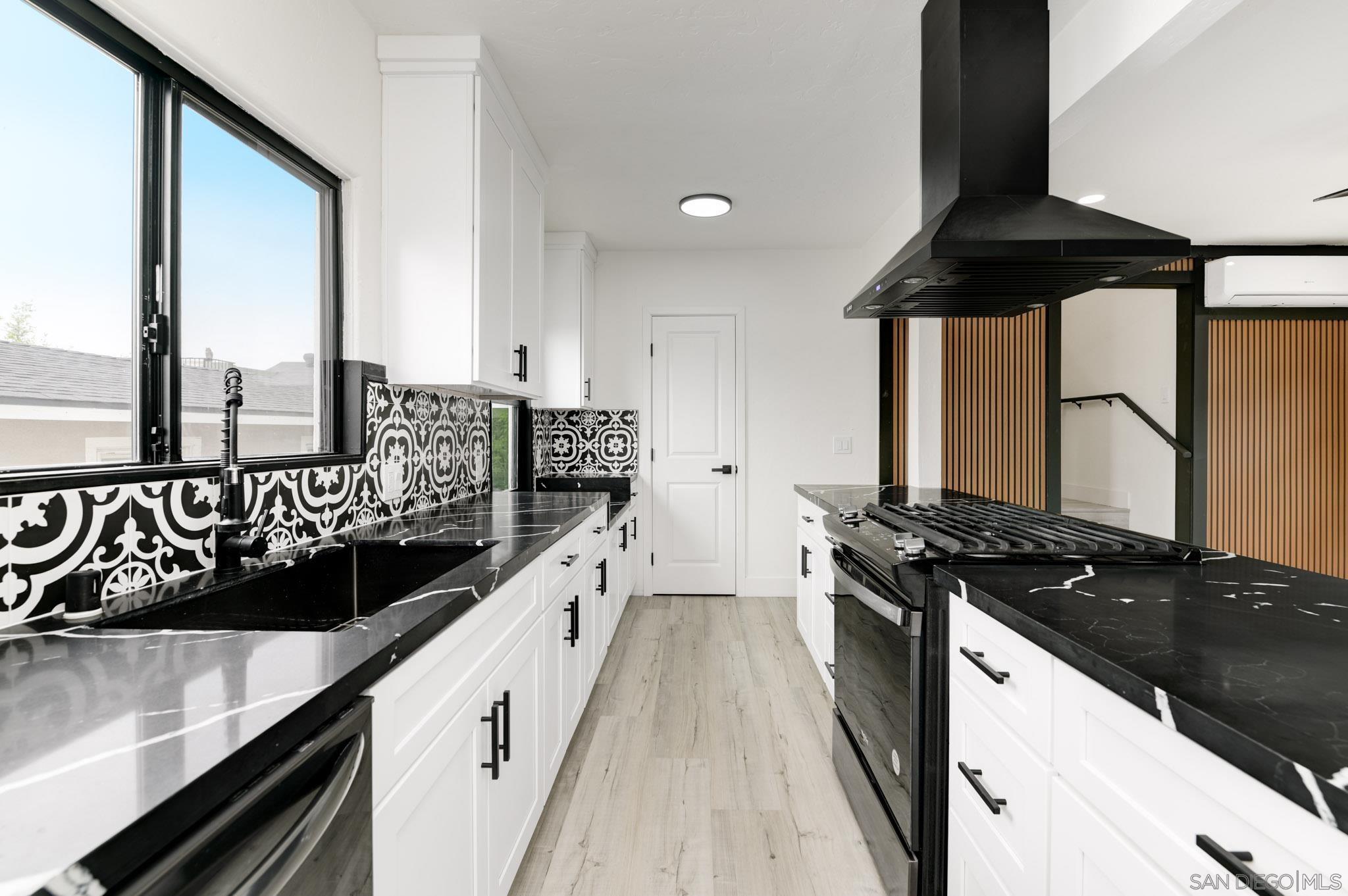 Detail Gallery Image 16 of 29 For 244  26th St, San Diego,  CA 92102 - 2 Beds | 2 Baths