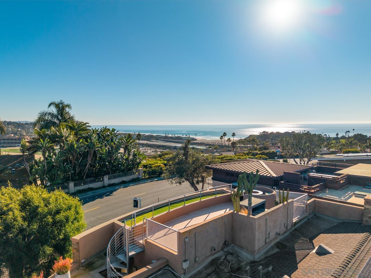 Detail Gallery Image 9 of 75 For 773 E Solana Circle, Solana Beach,  CA 92075 - 2 Beds | 2 Baths