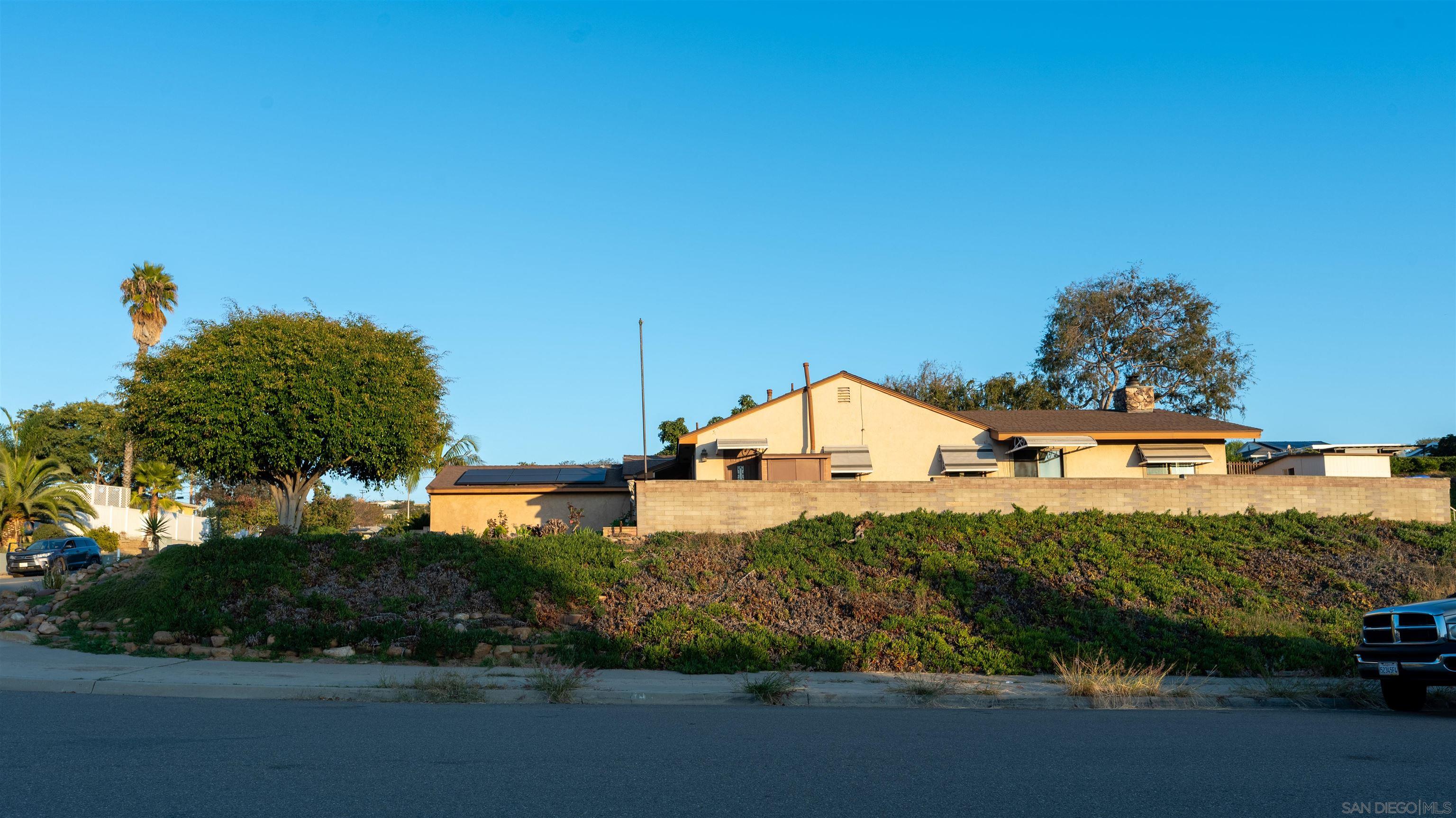 Detail Gallery Image 22 of 23 For 4827  Greenbrier Ave, San Diego,  CA 92120 - 3 Beds | 2 Baths