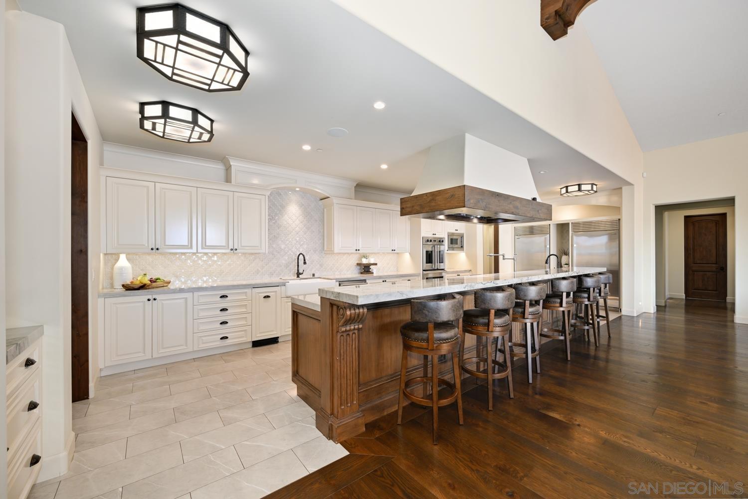 Detail Gallery Image 13 of 42 For 7031  Las Colinas, Rancho Santa Fe,  CA 92067 - 8 Beds | 10/2 Baths