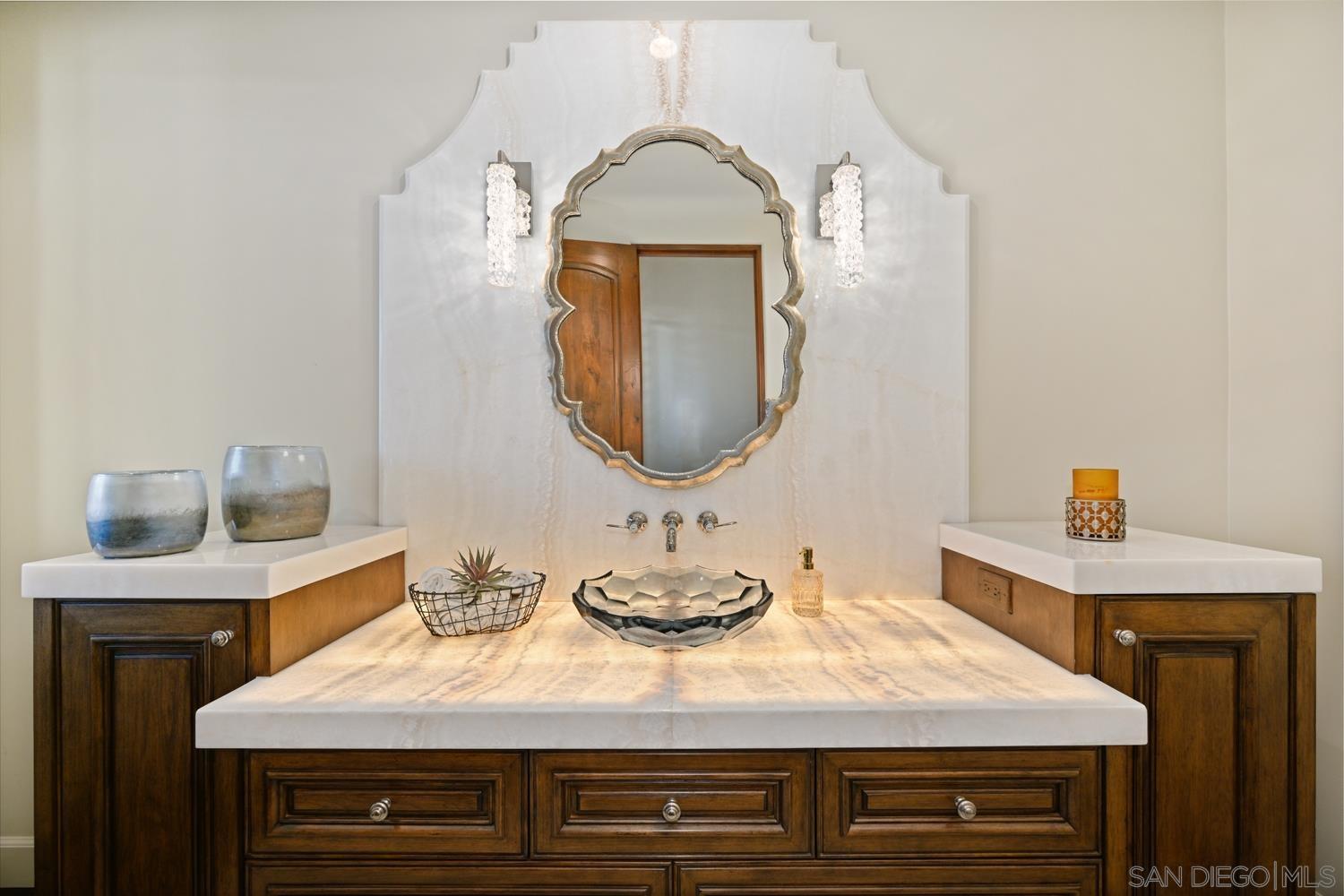 Detail Gallery Image 23 of 42 For 7031  Las Colinas, Rancho Santa Fe,  CA 92067 - 8 Beds | 10/2 Baths