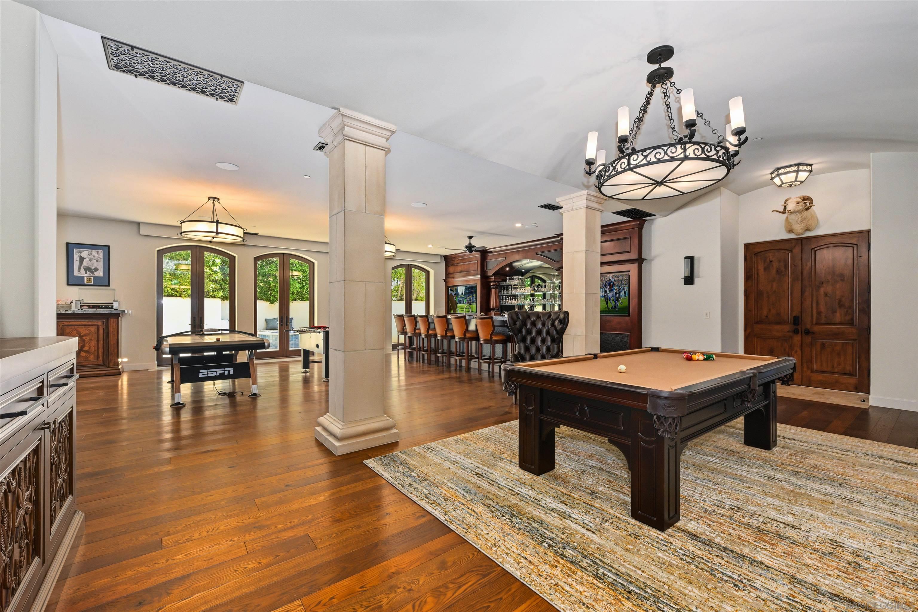 Detail Gallery Image 31 of 42 For 7031  Las Colinas, Rancho Santa Fe,  CA 92067 - 8 Beds | 10/2 Baths