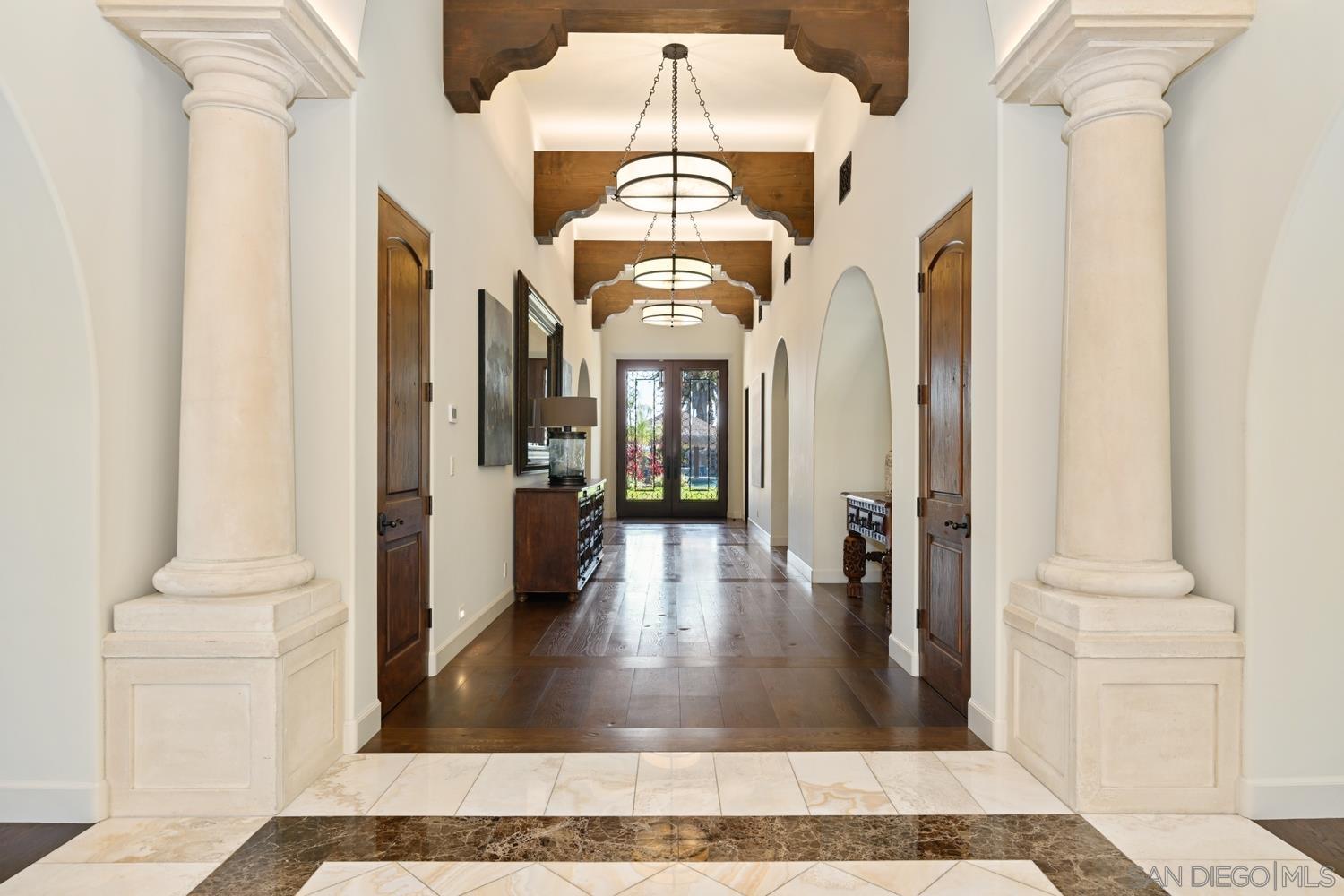 Detail Gallery Image 7 of 42 For 7031  Las Colinas, Rancho Santa Fe,  CA 92067 - 8 Beds | 10/2 Baths