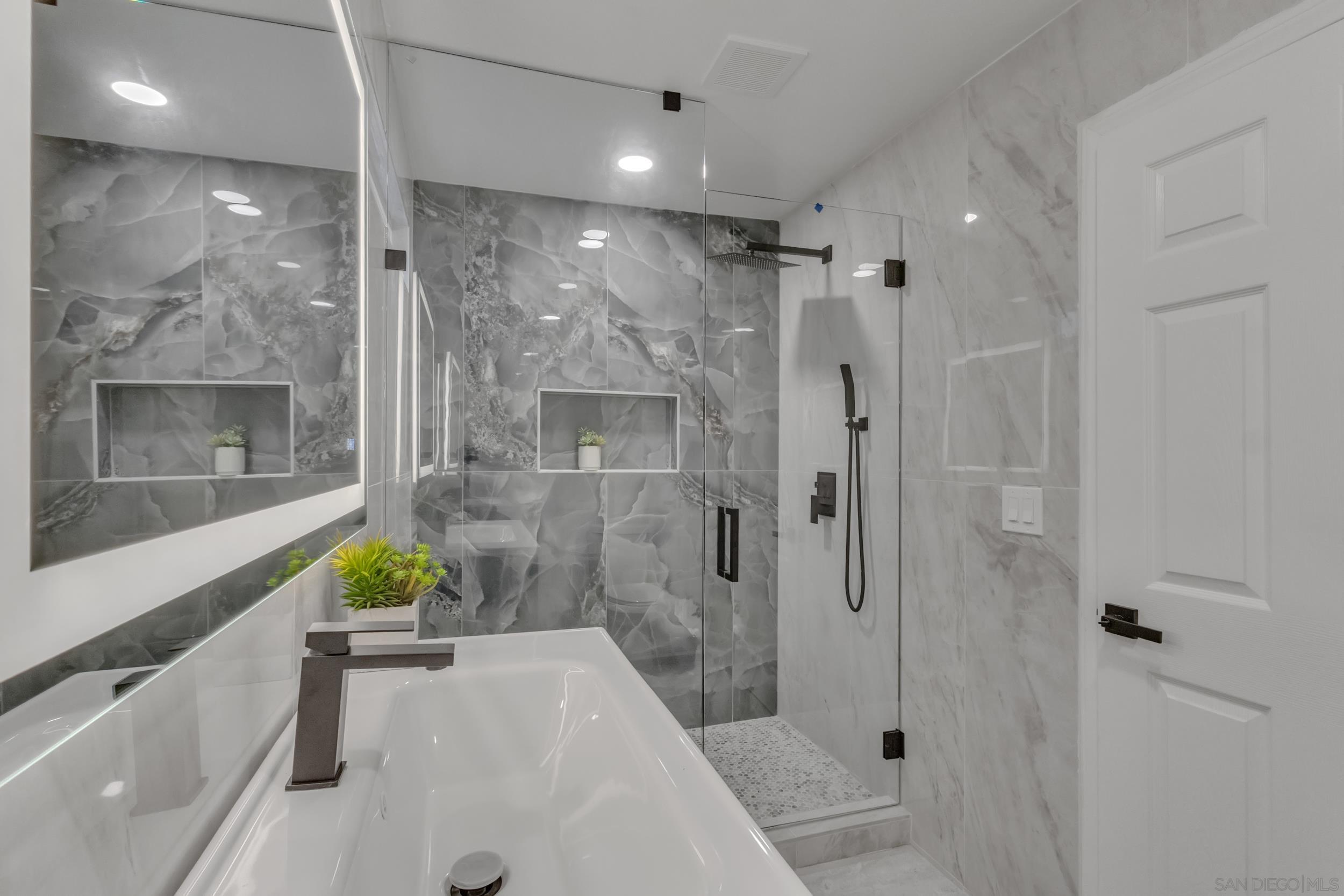 Detail Gallery Image 31 of 35 For 9253  Les Rd, Santee,  CA 92071 - 3 Beds | 2 Baths