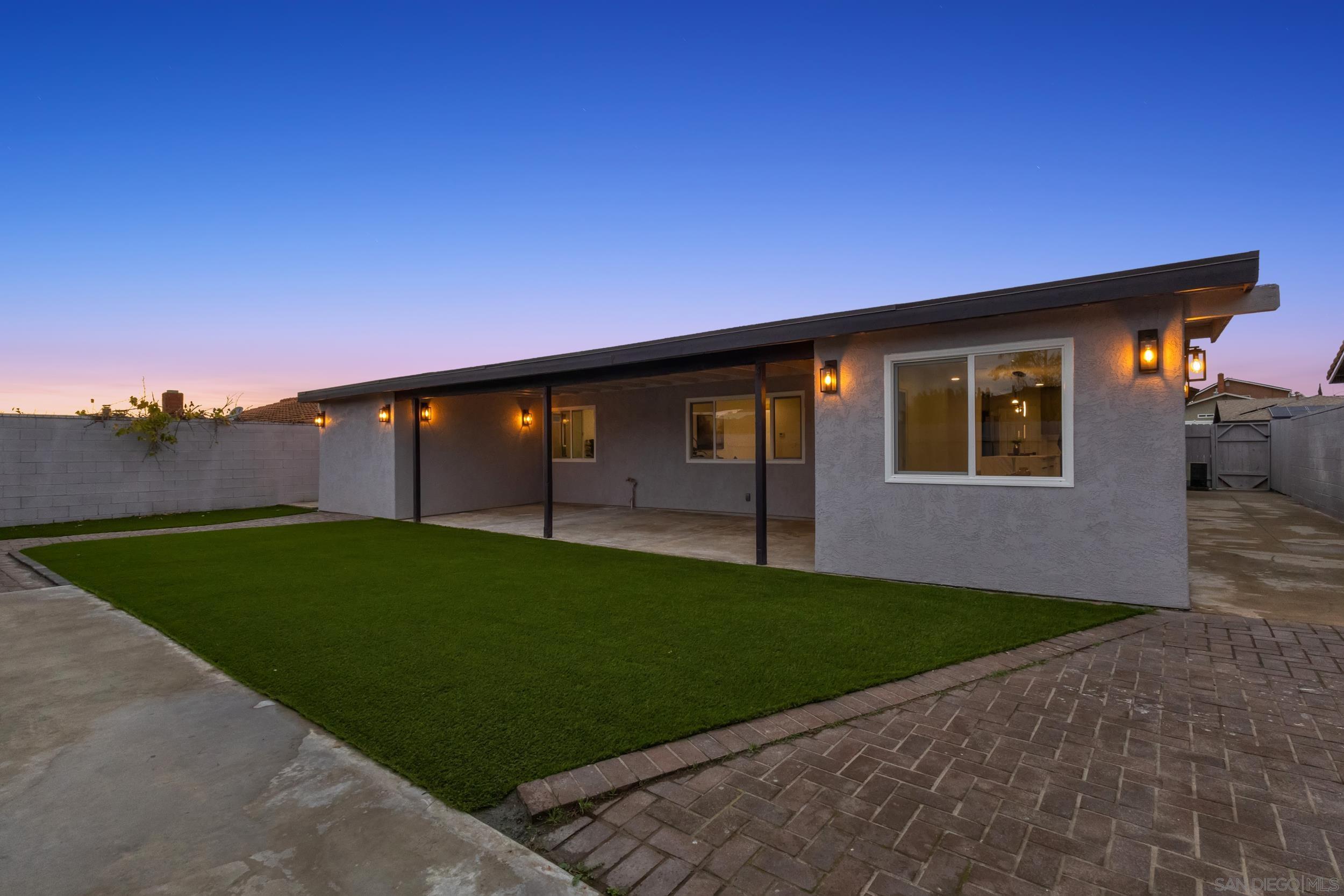 Detail Gallery Image 33 of 35 For 9253  Les Rd, Santee,  CA 92071 - 3 Beds | 2 Baths