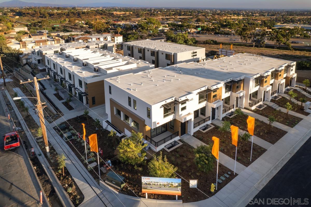 Detail Gallery Image 25 of 27 For 1045  32nd St  4, San Diego,  CA 92102 - 3 Beds | 3/1 Baths