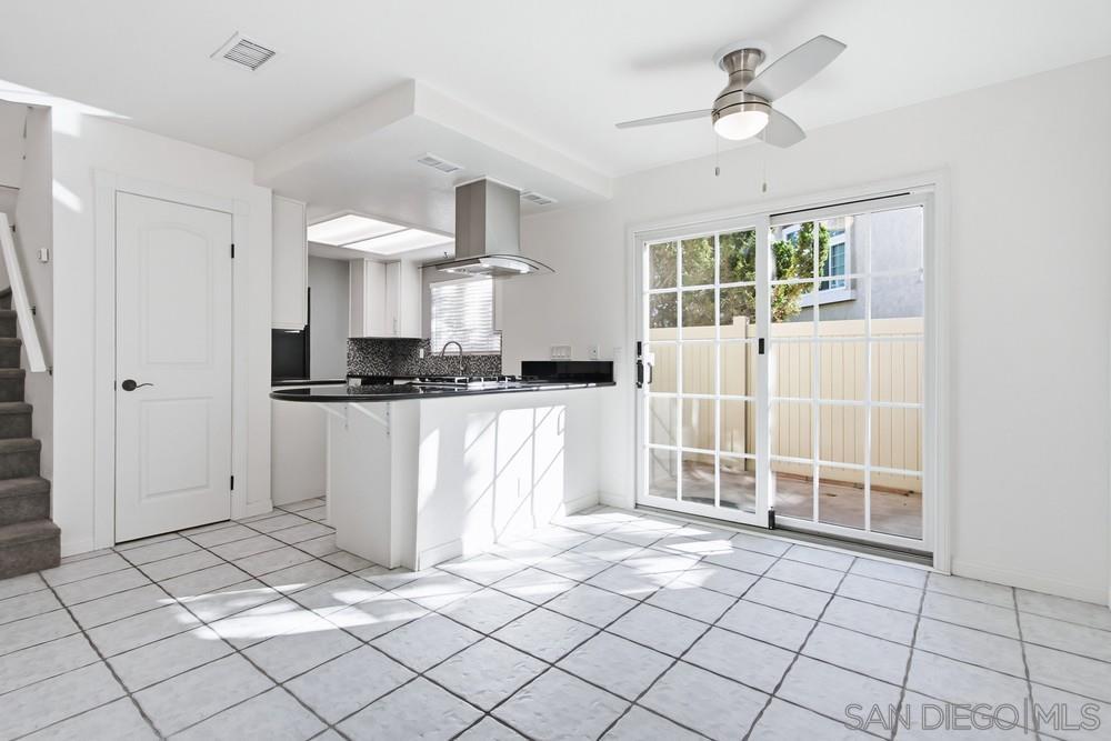 Detail Gallery Image 2 of 47 For 10180  Palm Glen Dr., Santee,  CA 92071 - 3 Beds | 2/1 Baths