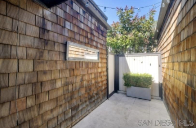 Detail Gallery Image 27 of 42 For 2239  Del Mar Scenic Parkway, Del Mar,  CA 92014 - 2 Beds | 3 Baths