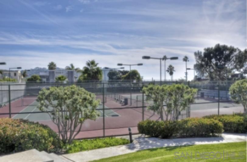 Detail Gallery Image 31 of 42 For 2239  Del Mar Scenic Parkway, Del Mar,  CA 92014 - 2 Beds | 3 Baths