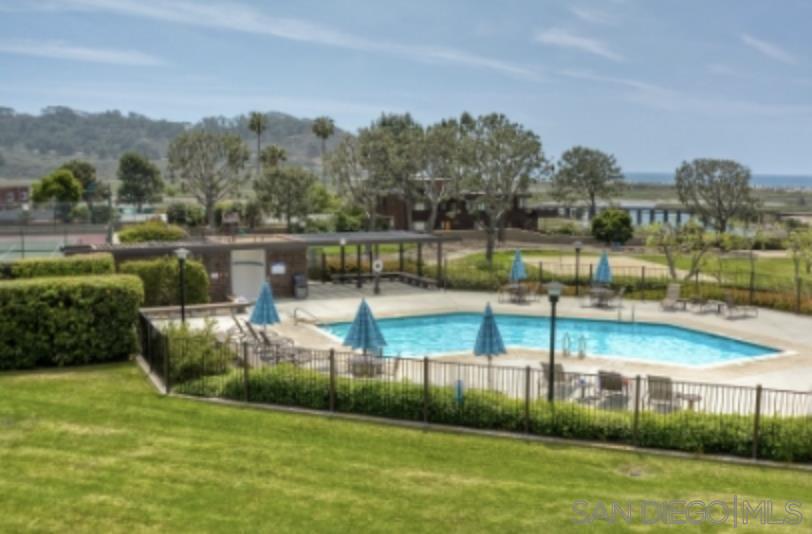 Detail Gallery Image 36 of 42 For 2239  Del Mar Scenic Parkway, Del Mar,  CA 92014 - 2 Beds | 3 Baths