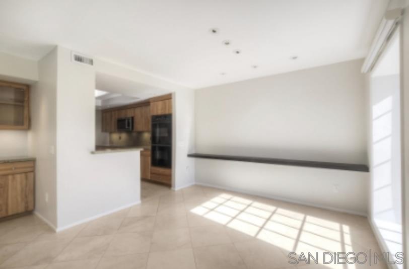 Detail Gallery Image 5 of 42 For 2239  Del Mar Scenic Parkway, Del Mar,  CA 92014 - 2 Beds | 3 Baths