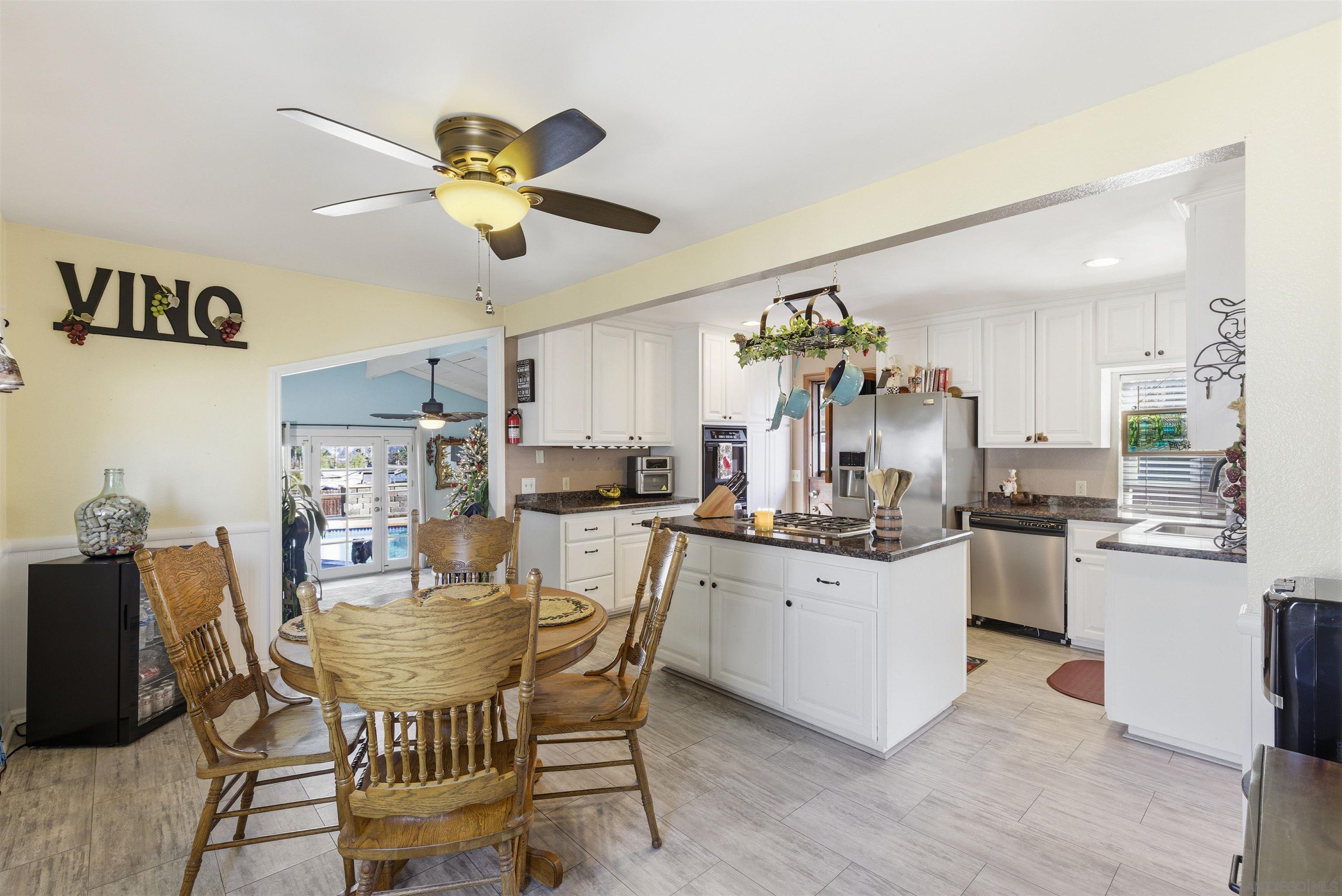 Detail Gallery Image 2 of 34 For 1178  Eucalyptus Dr, El Cajon,  CA 92020 - 3 Beds | 2 Baths