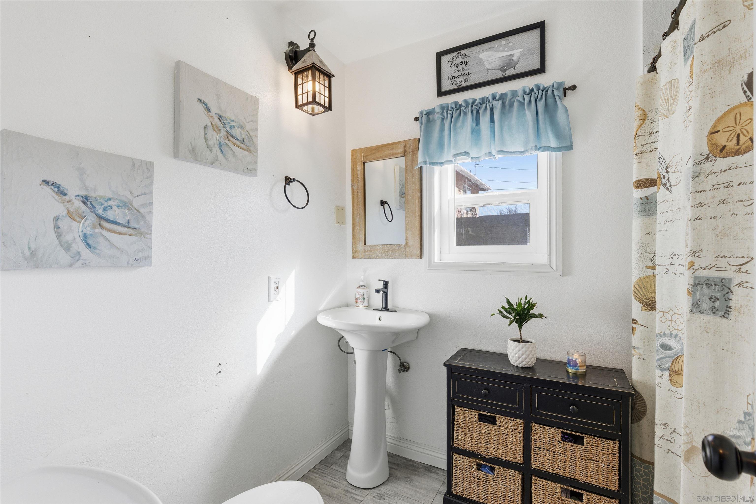 Detail Gallery Image 31 of 34 For 1178  Eucalyptus Dr, El Cajon,  CA 92020 - 3 Beds | 2 Baths