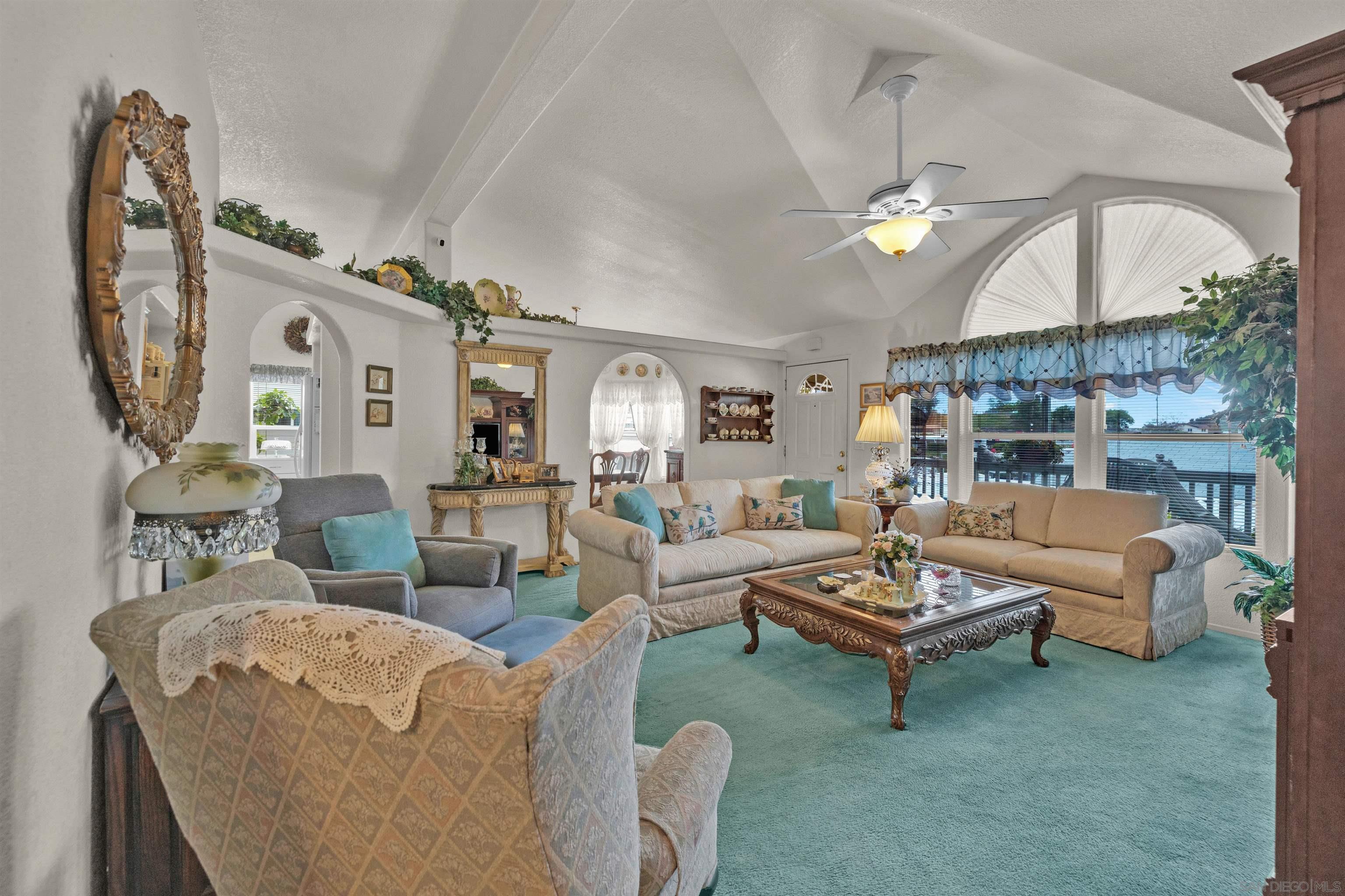 Detail Gallery Image 9 of 28 For 8661  Wintergardens Blvd  #74,  Lakeside,  CA 92040 - 3 Beds | 2 Baths