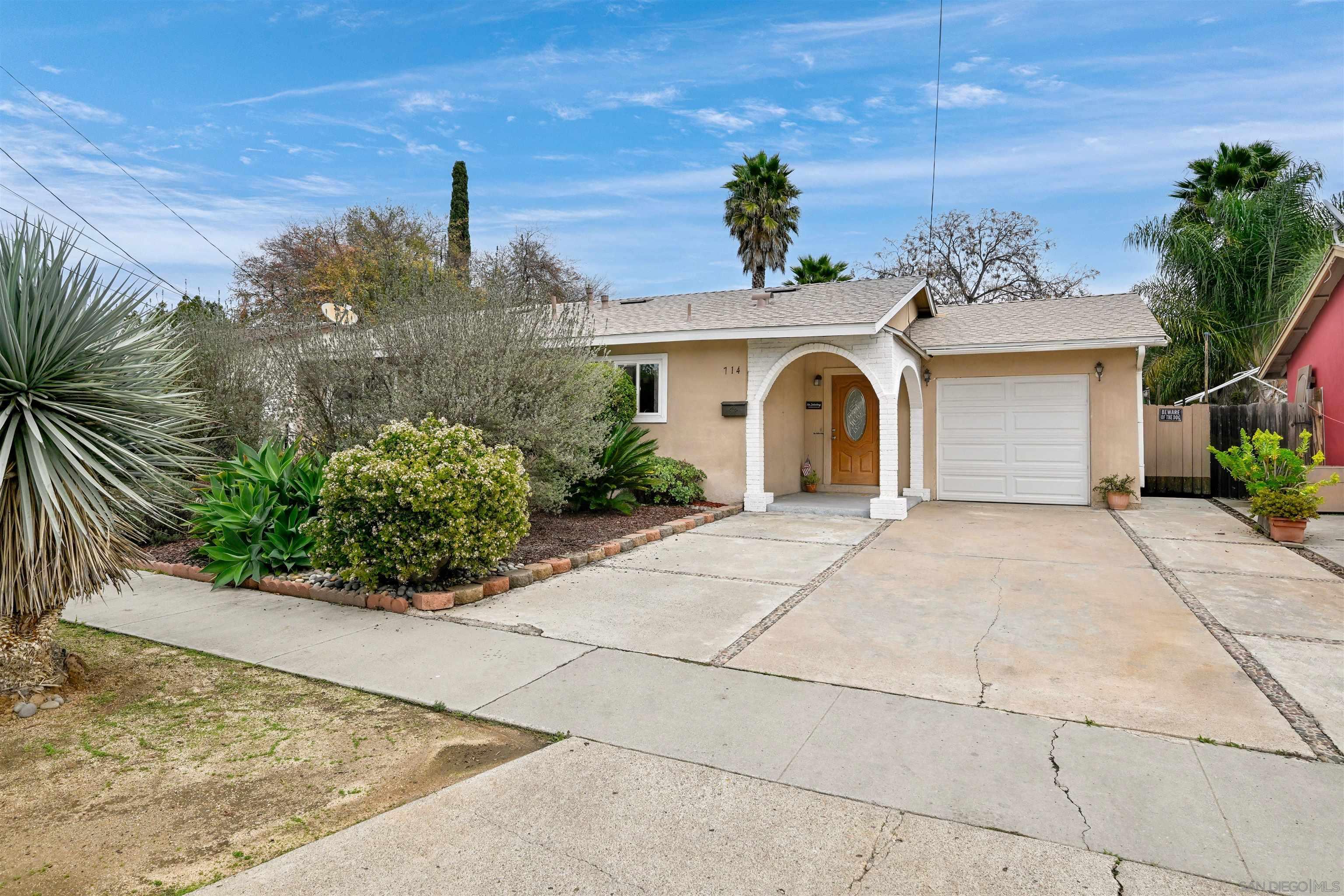 Front Image Thumbnail for SD250046088