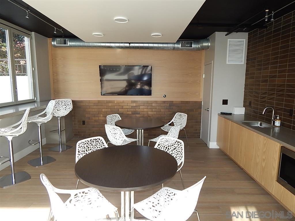 Detail Gallery Image 9 of 41 For 1240  India St  #519,  San Diego,  CA 92101 - 1 Beds | 1 Baths