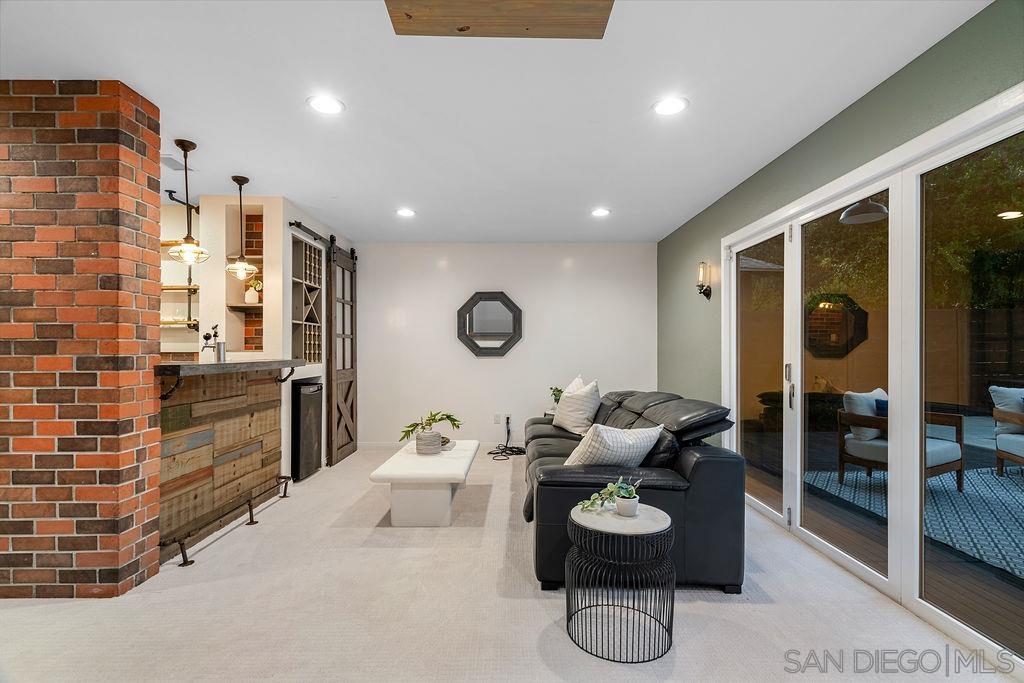 Detail Gallery Image 12 of 37 For 5444  Barkla St, San Diego,  CA 92122 - 4 Beds | 2/1 Baths