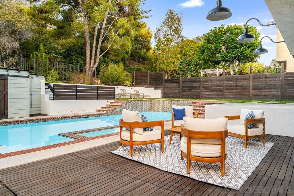 Detail Gallery Image 3 of 37 For 5444  Barkla St, San Diego,  CA 92122 - 4 Beds | 2/1 Baths