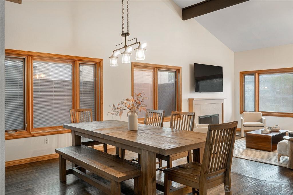 Detail Gallery Image 9 of 37 For 5444  Barkla St, San Diego,  CA 92122 - 4 Beds | 2/1 Baths