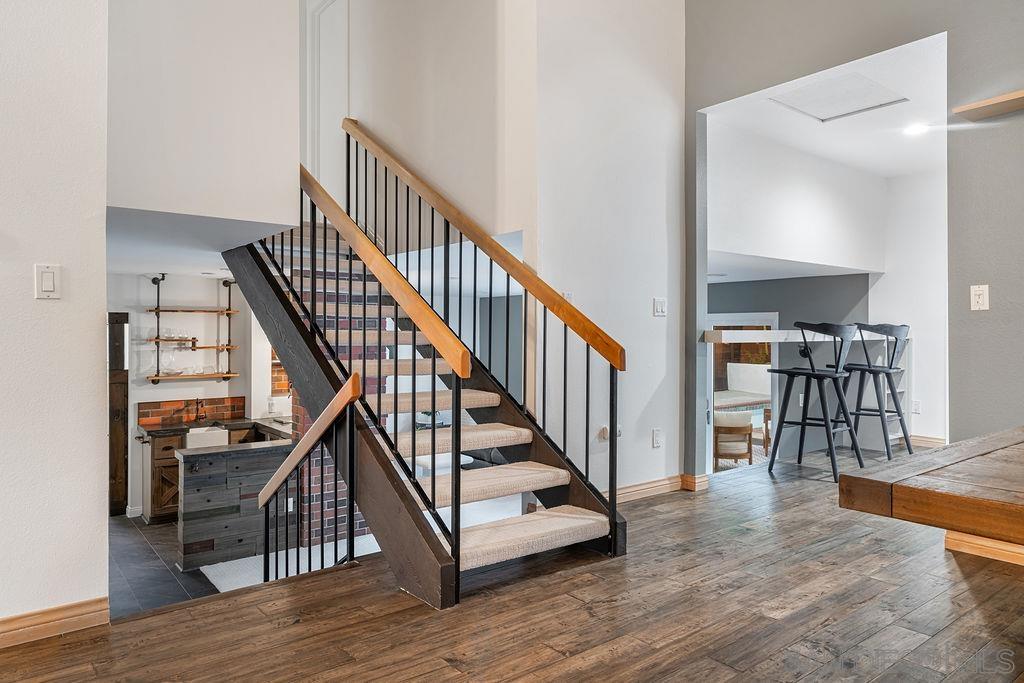 Detail Gallery Image 10 of 37 For 5444  Barkla St, San Diego,  CA 92122 - 4 Beds | 2/1 Baths