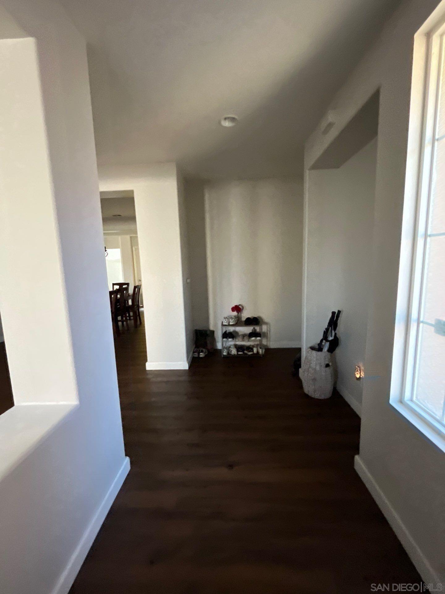 Detail Gallery Image 3 of 62 For 33845  Sattui St, Temecula,  CA 92592 - 6 Beds | 4/1 Baths