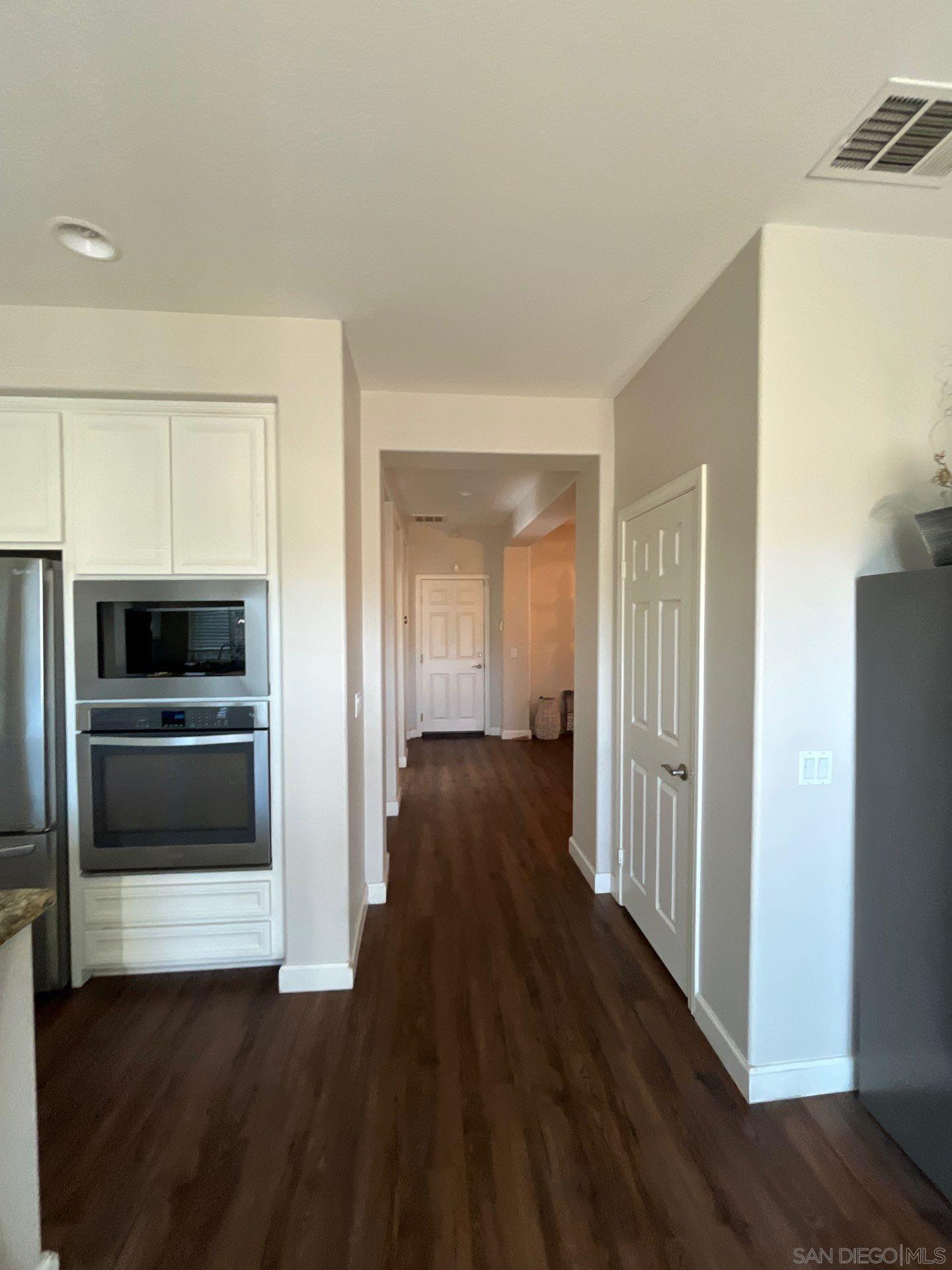 Detail Gallery Image 38 of 62 For 33845  Sattui St, Temecula,  CA 92592 - 6 Beds | 4/1 Baths