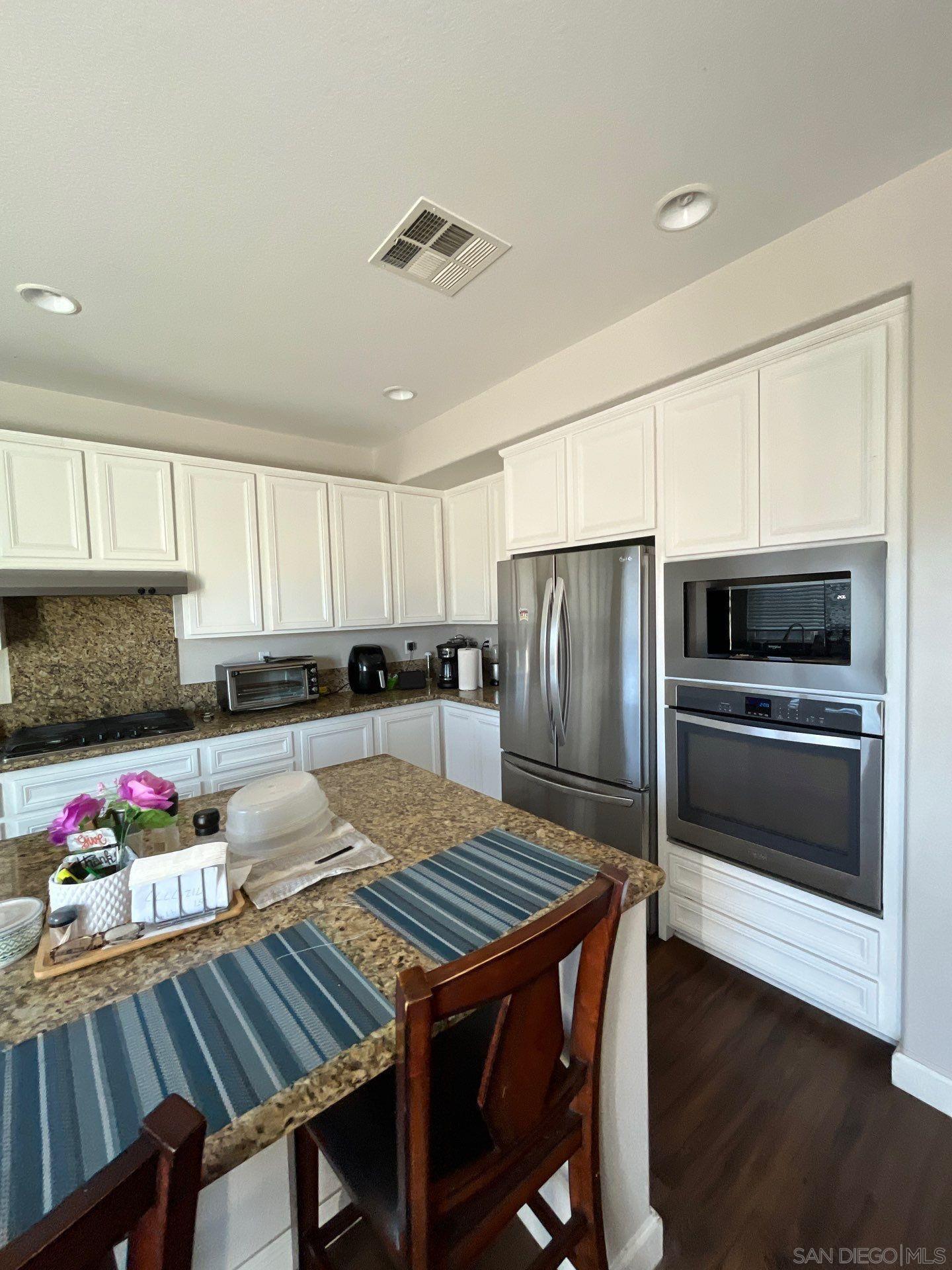 Detail Gallery Image 41 of 62 For 33845  Sattui St, Temecula,  CA 92592 - 6 Beds | 4/1 Baths